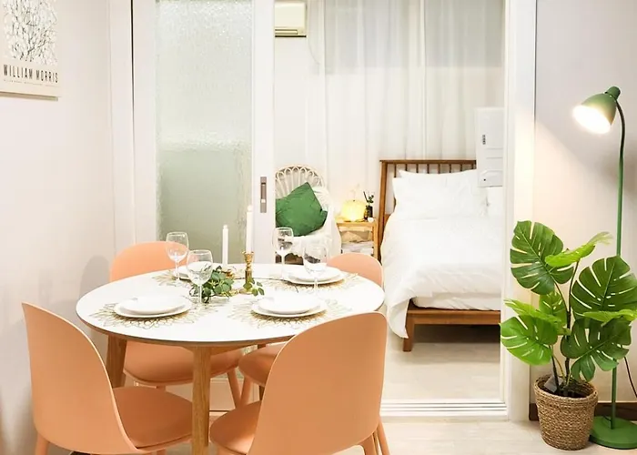 Ggoggio House Apartment *